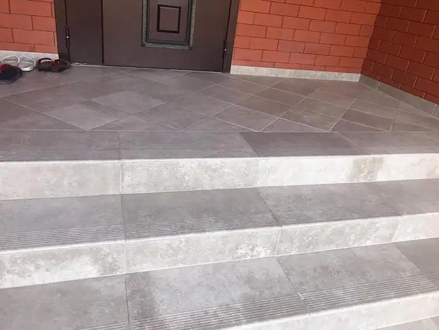 Плинтус структурный правый Paradyz Viano Beige, 300*81*11 мм, изображение из исходного каталога 3